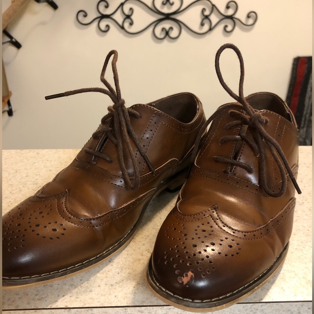 Boys Stacey Adams dress shoes size 3.5